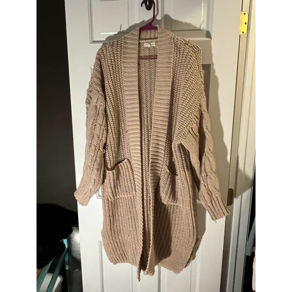 Promesa Chunky Cable Knit Long Cardigan with Pockets – Beige / Oatmeal